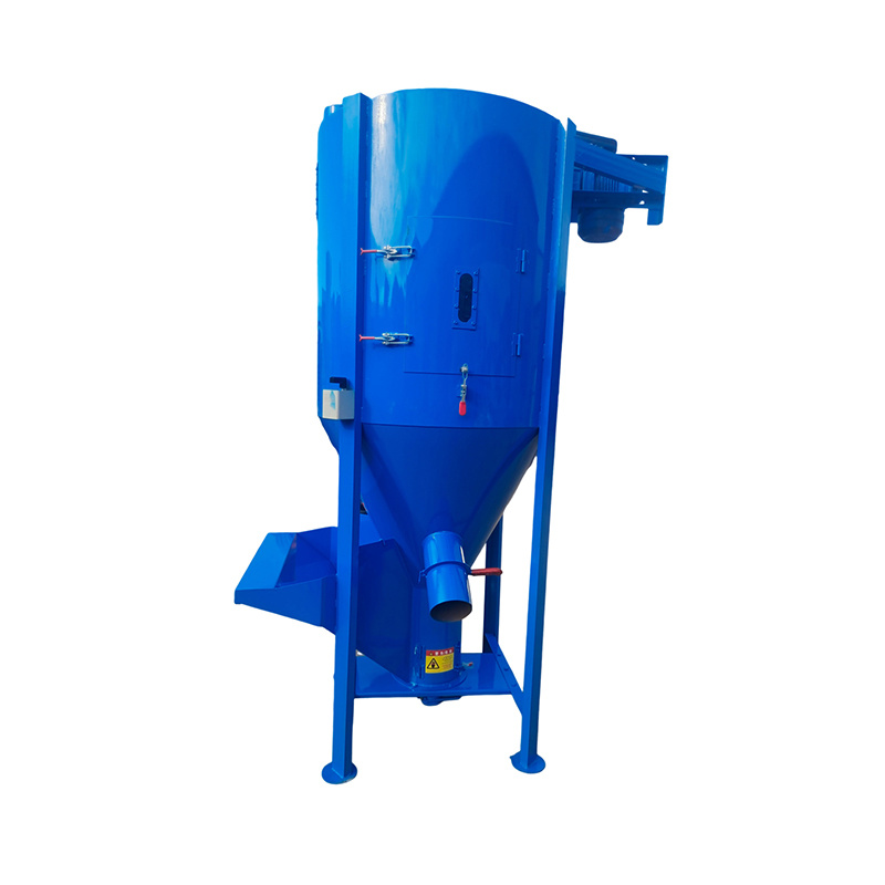 Vertical plastic mixer