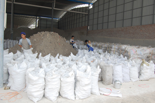球黏土的应用领域：白泥粉在工业中的多重用途
