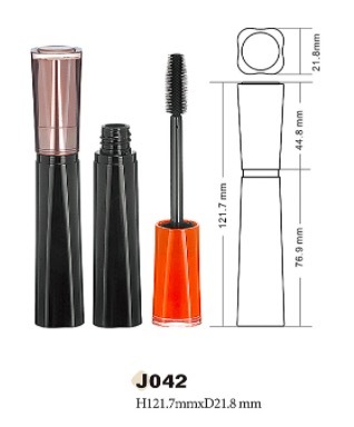 J042