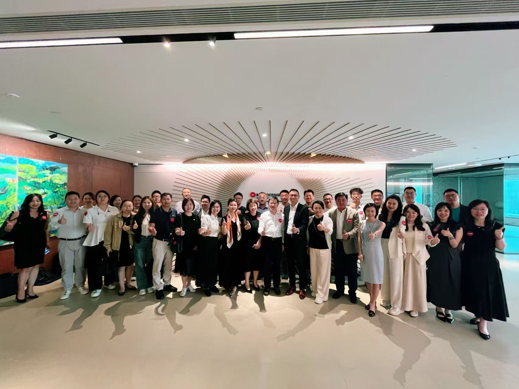 Cao Yalian, Chairman of Sixunited, Attends SAIF Hong Kong Industry-Academia Salon: Advancing Financial Innovation and Upholding the Devotion of a SAIF Alumnus Cao Yalian, Chairman of Sixunited, Attends SAIF Hong Kong Industry-Academia Salon: Advancing Financial Innovation and Upholding the Devotion of a SAIF Alumnus