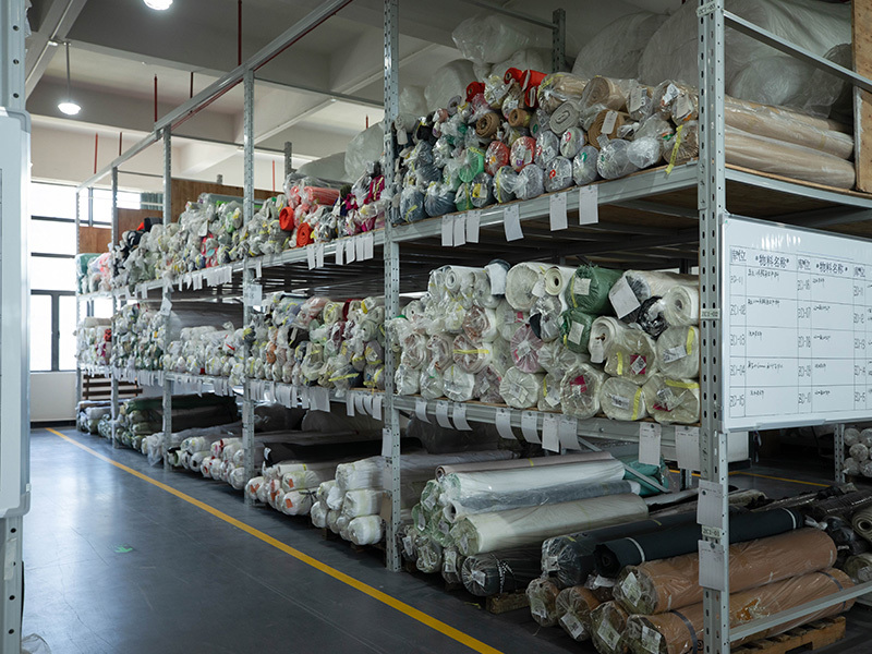 Magazzino della materia prima