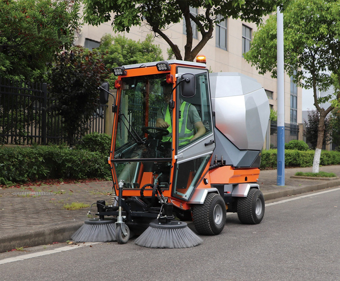 YJ2190 Diesel Multifunctional Sweeper