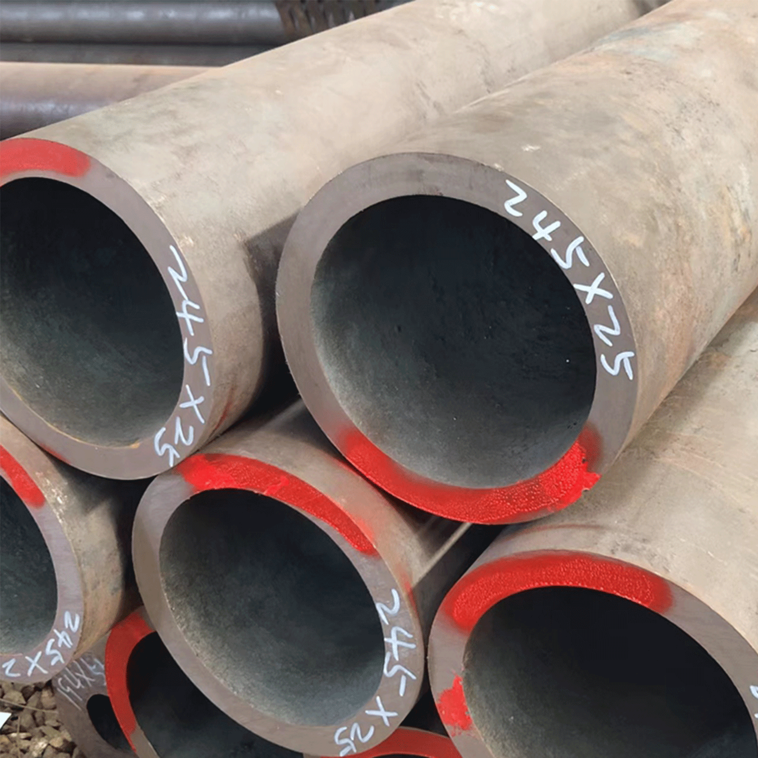 Seamless steel tubes for liquid service