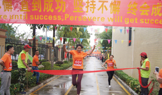 廠慶短跑比賽