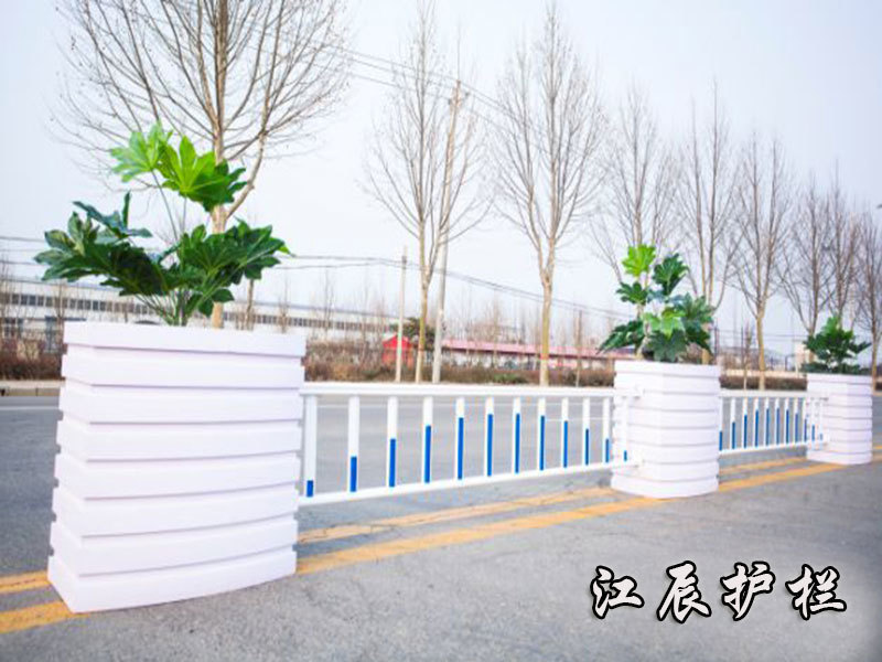 城市道路花箱護(hù)欄