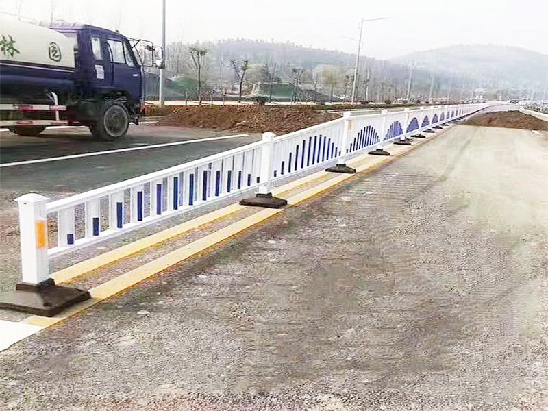 防眩板道路護欄