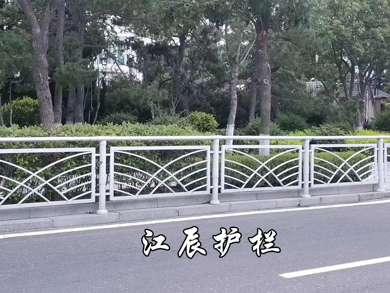 花式交通隔離護(hù)欄