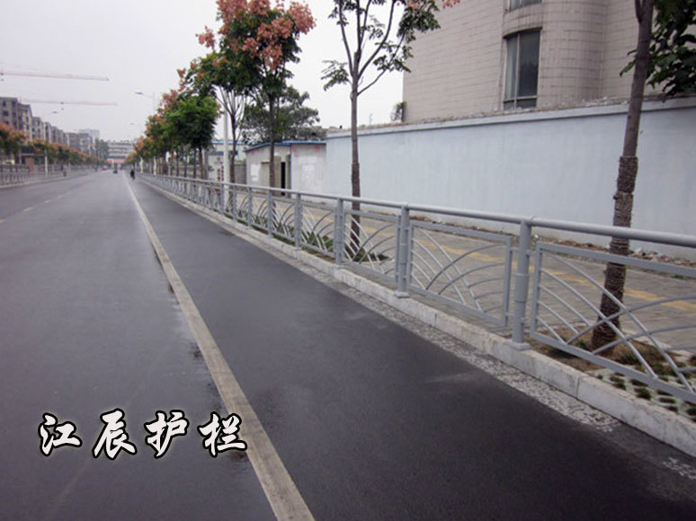 花式道路護(hù)欄