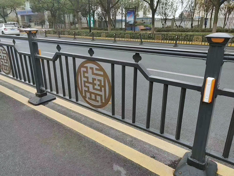 定做道路護(hù)欄