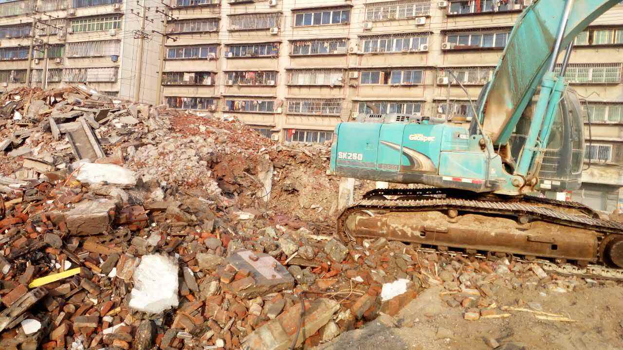 建筑垃圾等废弃物资源化 新墙材加工收益好