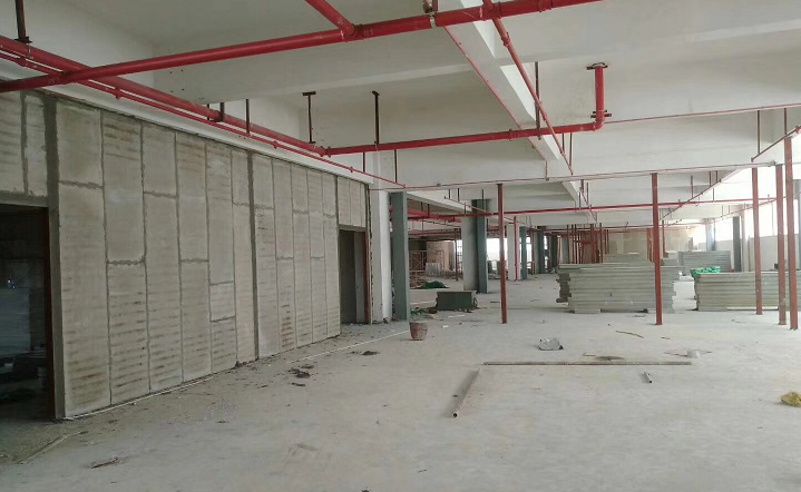CLC墙板在轻钢结构建筑中的应用