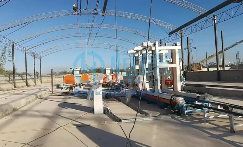 Instalación de equipos de bloques no autoclave para clientes de Laos