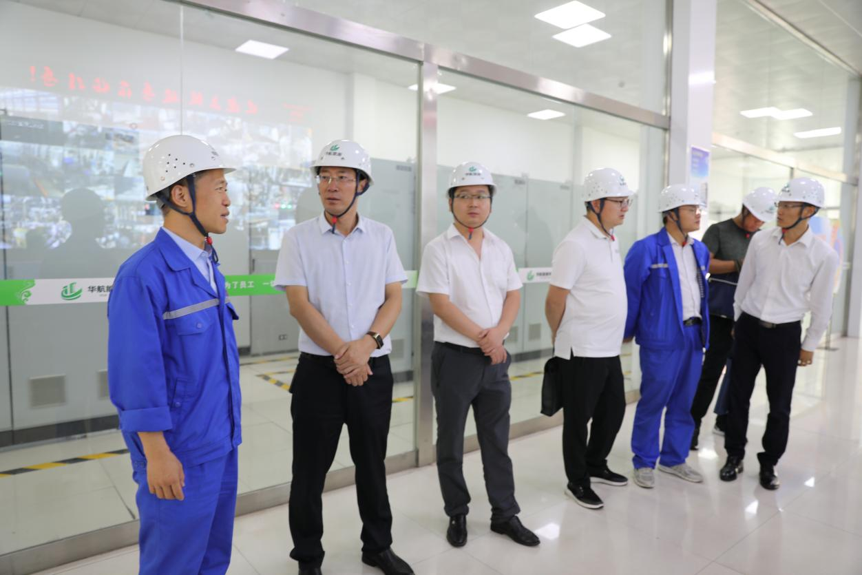 神木職業(yè)技術(shù)學院李建法一行蒞臨我公司實地調(diào)研交流