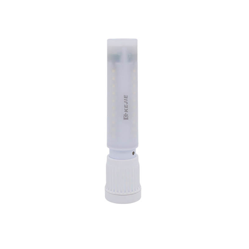 Adjustable aperture flashlight
