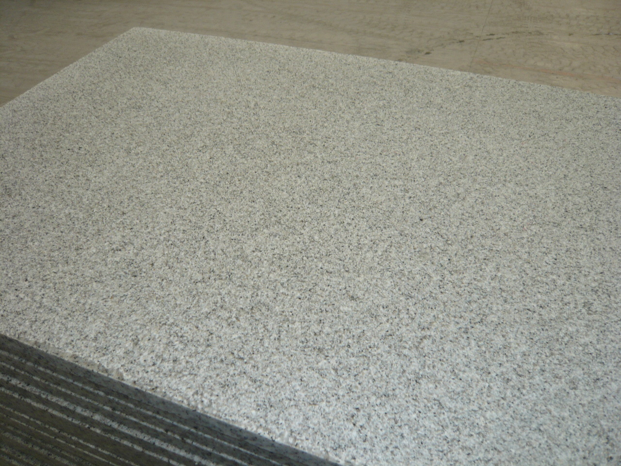 Shandong White Pearl Granite Tile