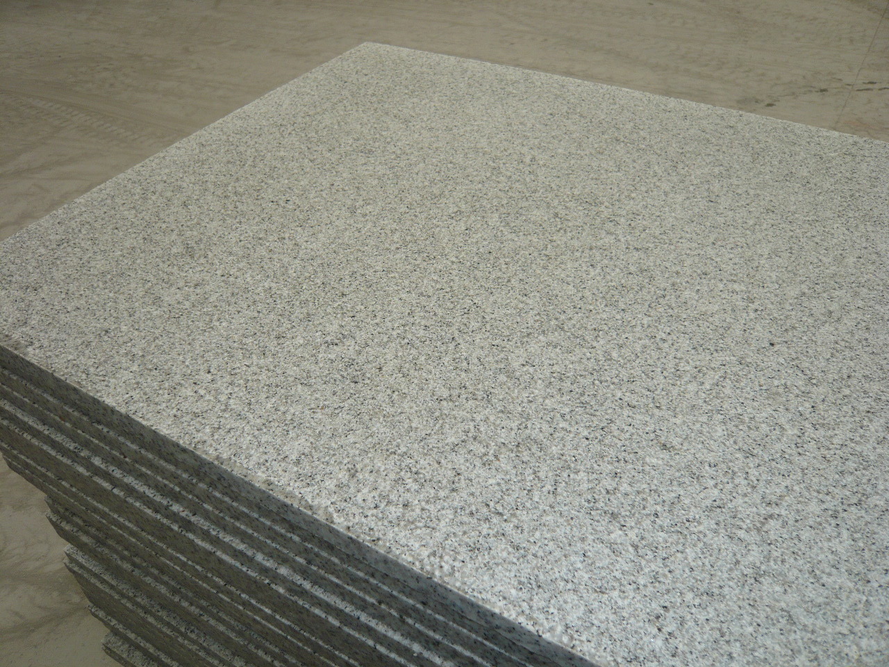 Shandong White Pearl Granite Tile