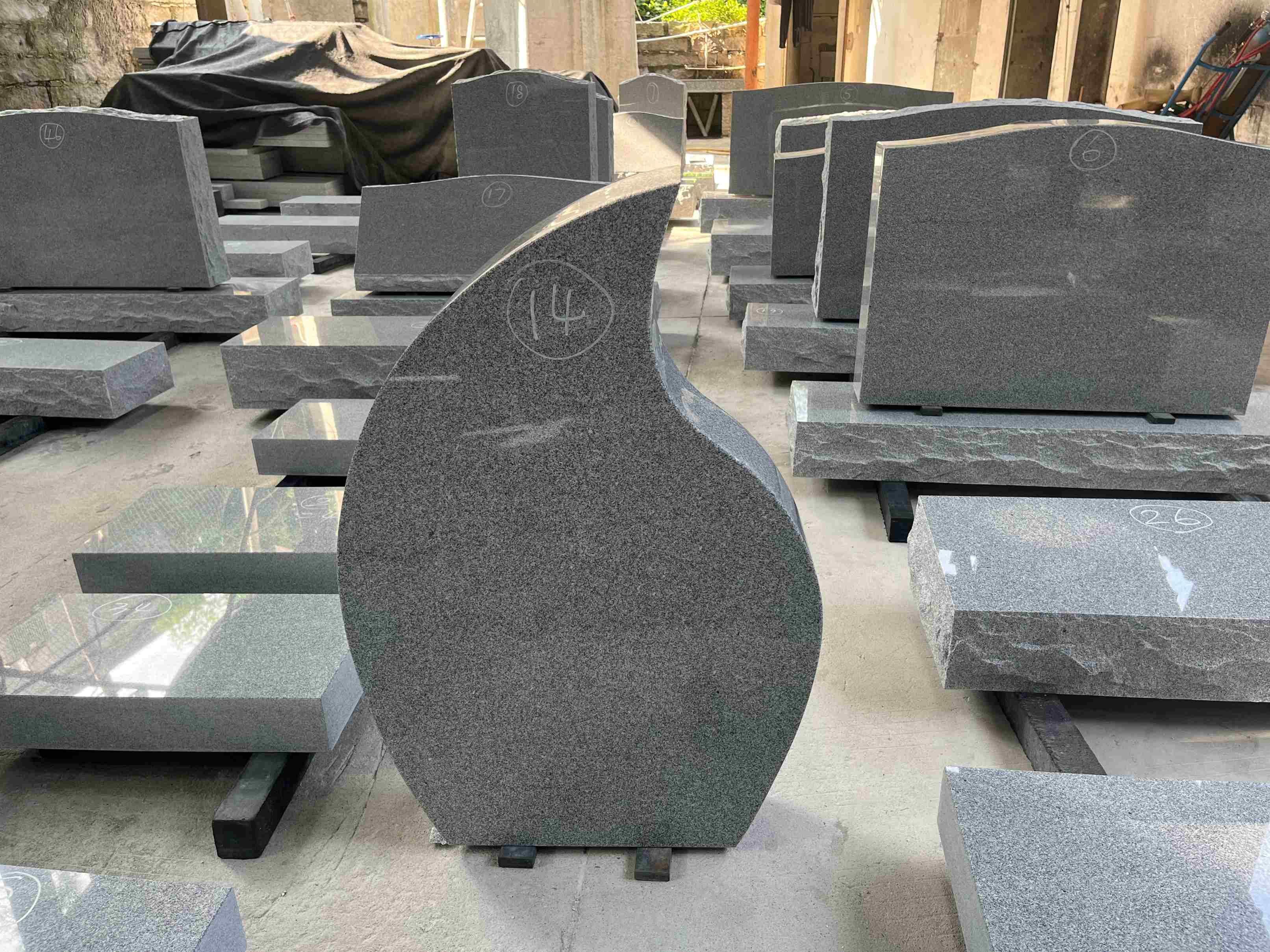 Customized American Granite and marble Monument