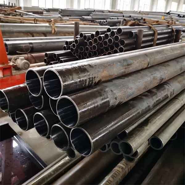 Hydraulic steel pipe