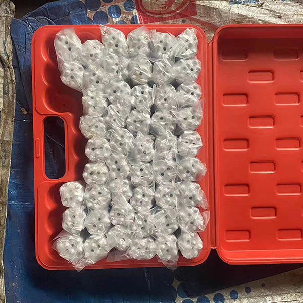 Rock drill button bits
