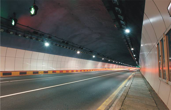 Underground tunnel lighting – 1159 sets led tunnel lights - Liu Yi tunnel 2524 meters