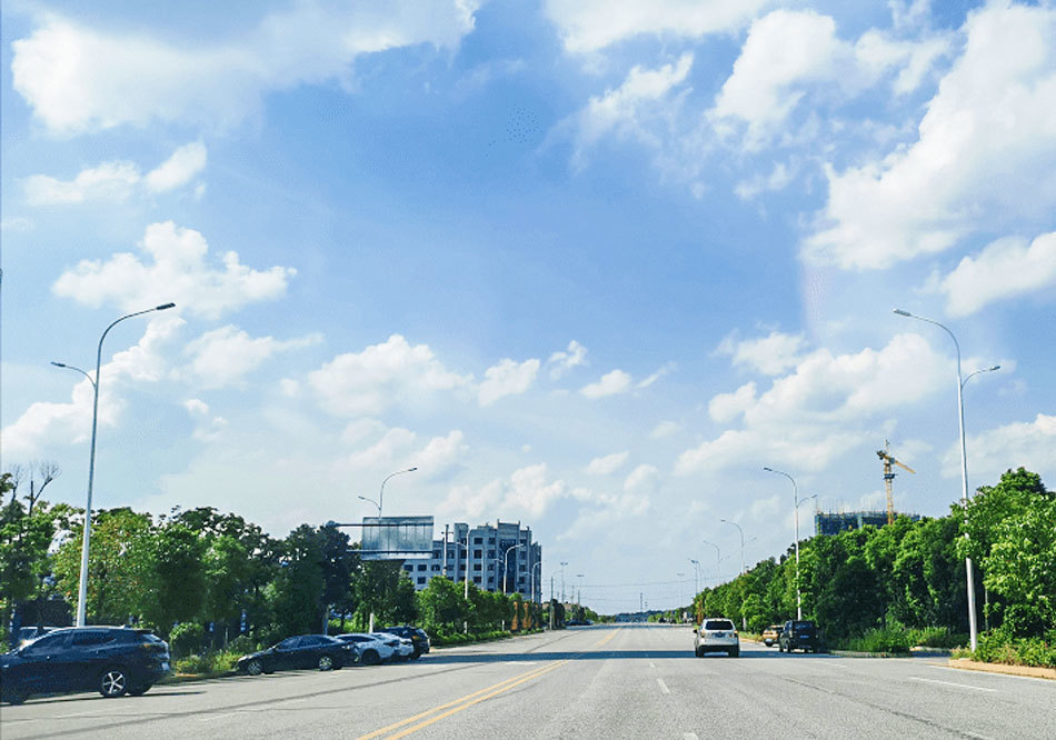 Spark Optoelectronics illuminates Jixing Road in You County