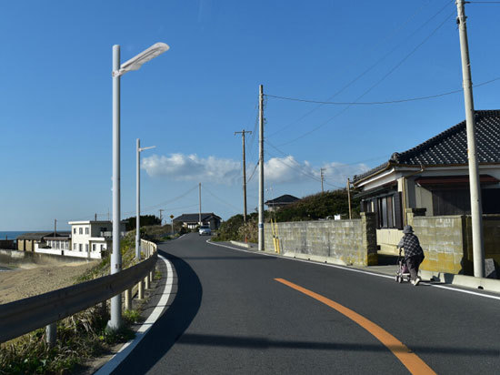 Key Considerations for Your Solar Commercial Lighting Project