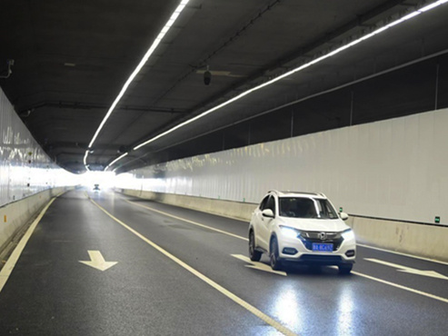 Spark Illuminates Jinan Yellow River Avenue Tunnel