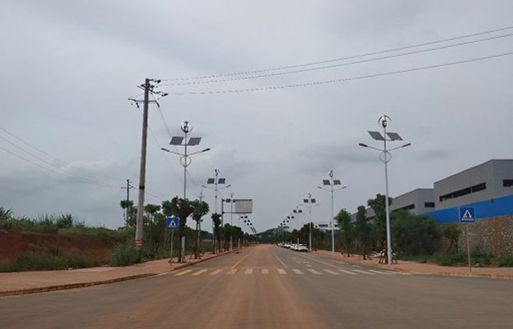 Wind and solar energy style road led light project in Liudong District in Liuzhou city,Guangxi