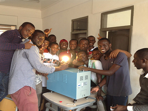 2100 Sets 100W Solar Power Systems for Home, Ghana