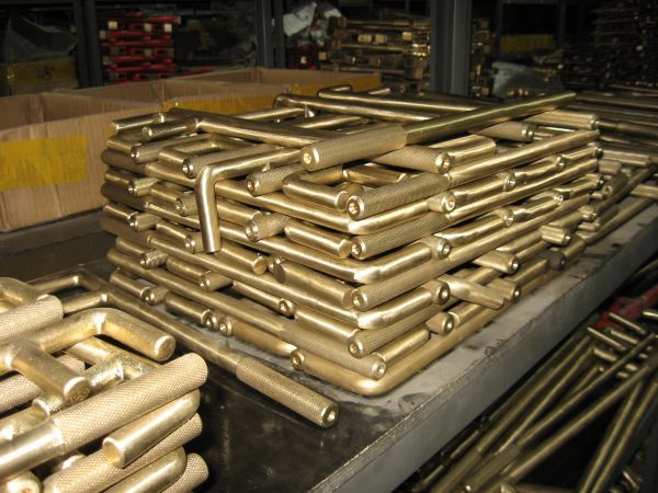 Why the exlosion proof tool is copper alloy?