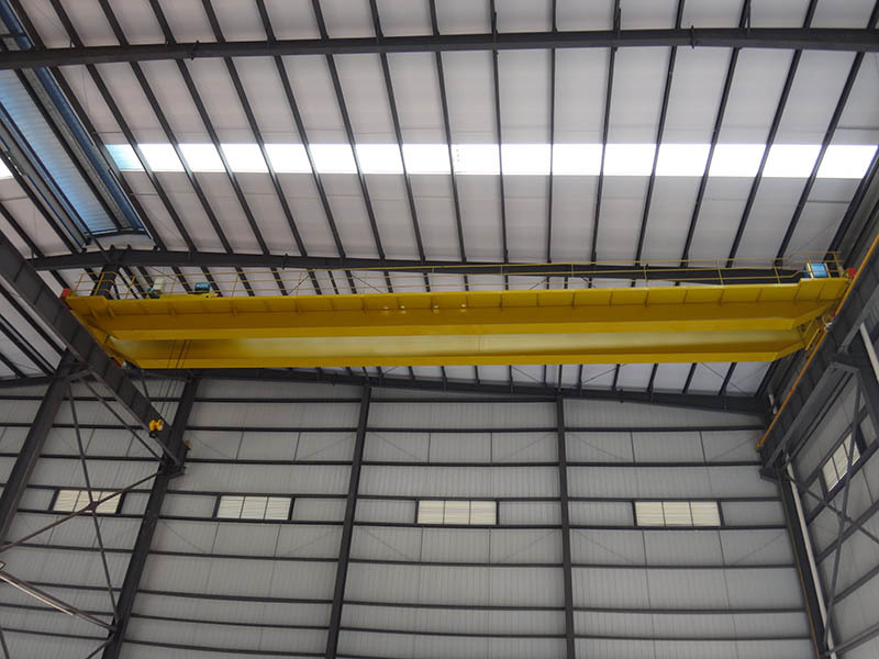 Double girder bridge crane