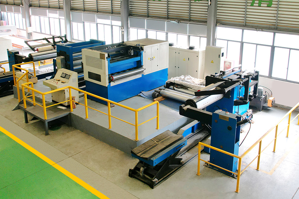 Heavy metal material leveling, single-sided embossing production unit