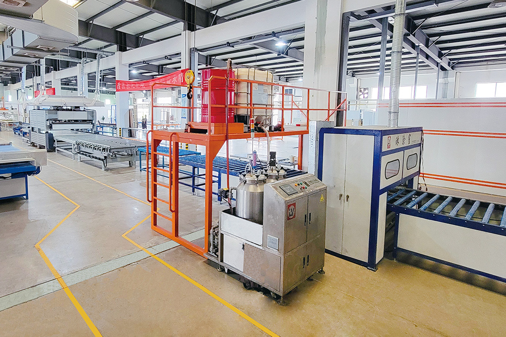 Assembly type product hot pressing composite production line