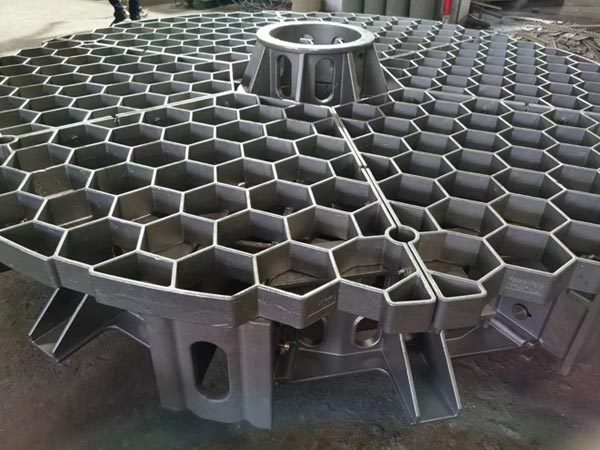 Heat treatment tooling  N08604