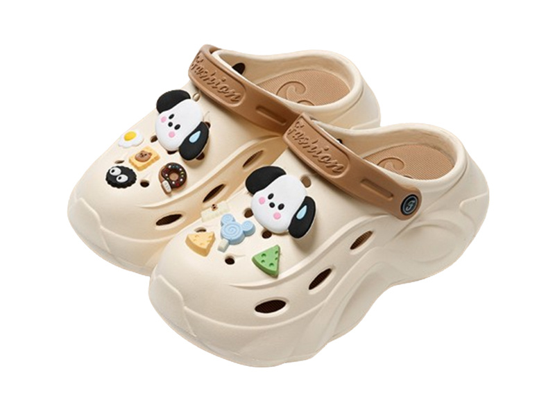 Thick-soled hole shoes for women for summer outdoor wear 2025 new style seaside beach non-slip height-increasing sandals for women