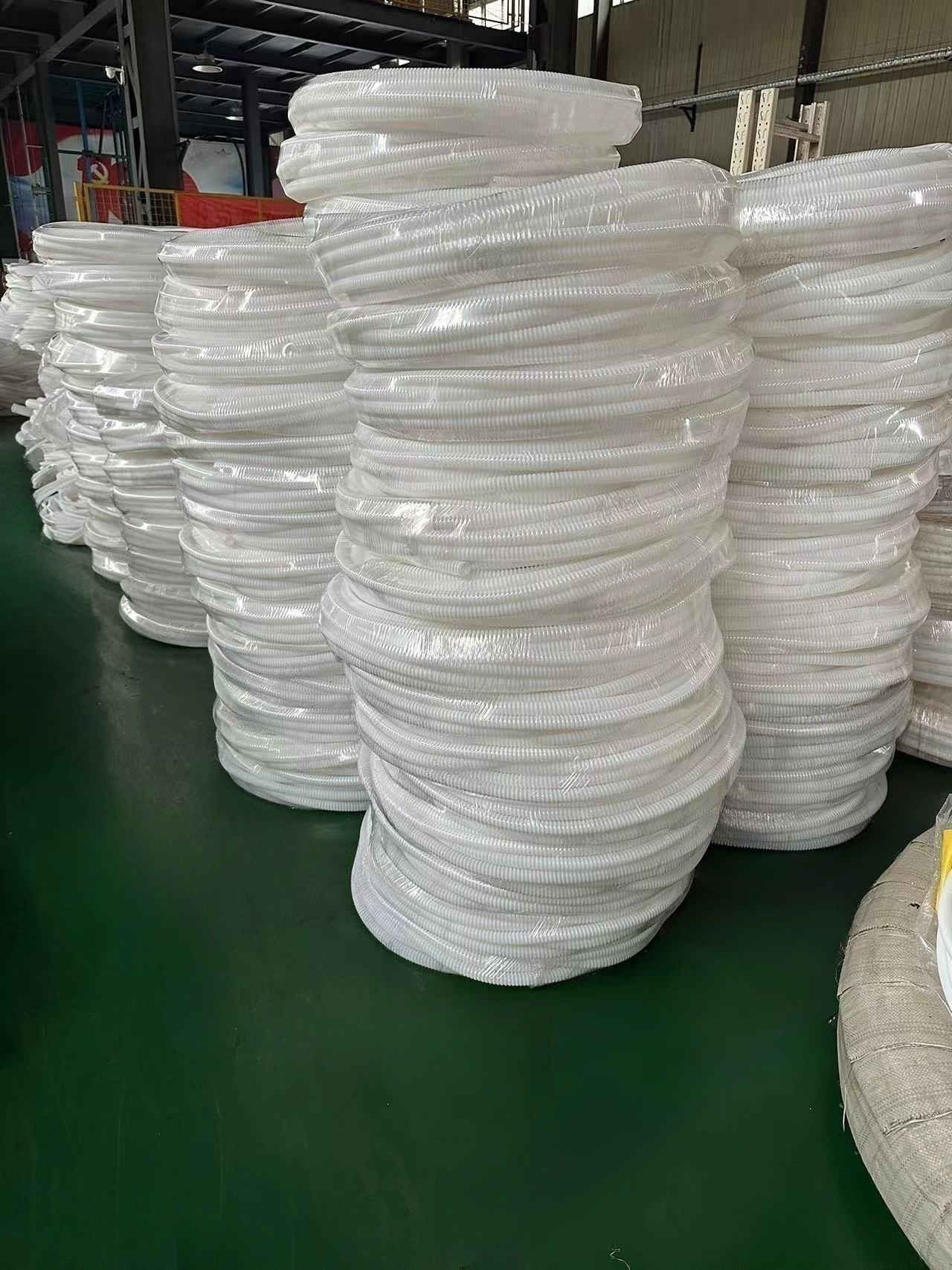 乳白色铁氟龙波纹管