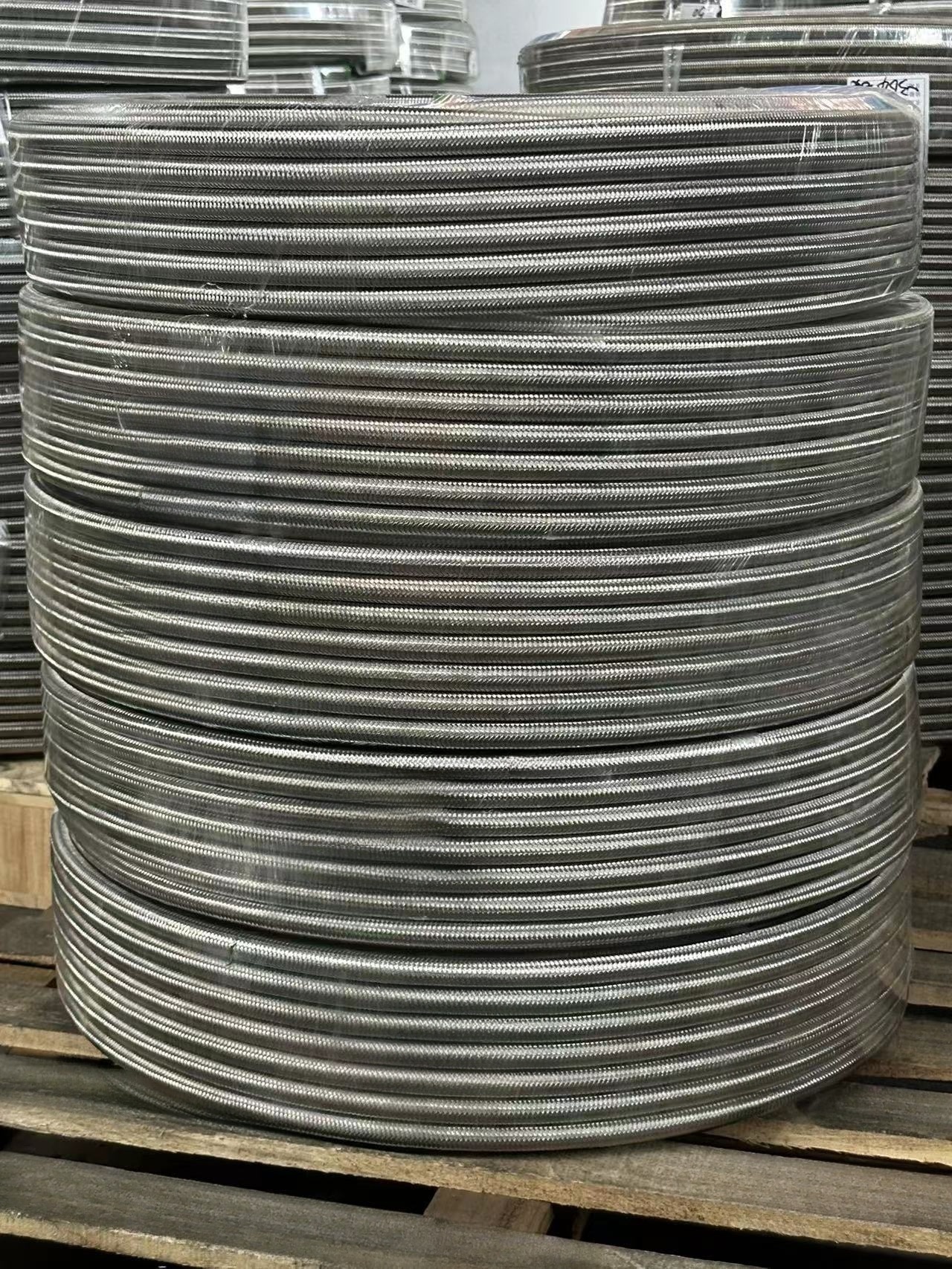 不锈钢编织铁氟龙波纹管