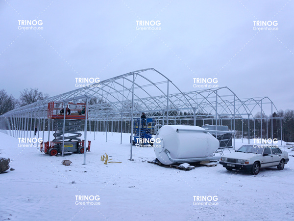 瑞典雪区蔬菜薄膜温室
