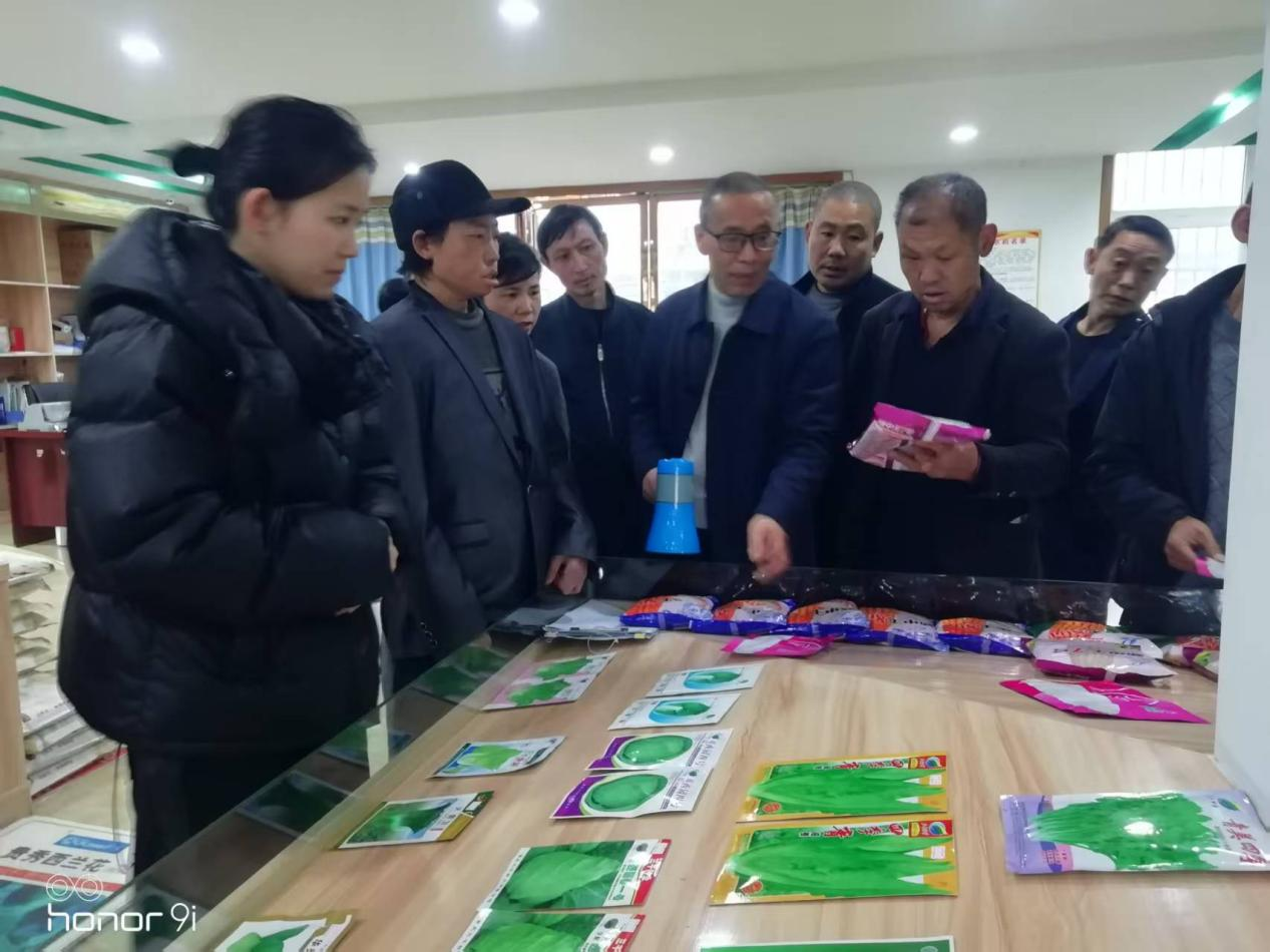 金沙县残疾人联合会组织残疾人到公司参观
