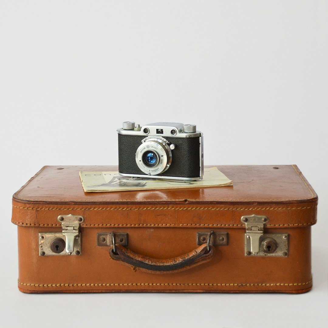 How to maintain leather bag