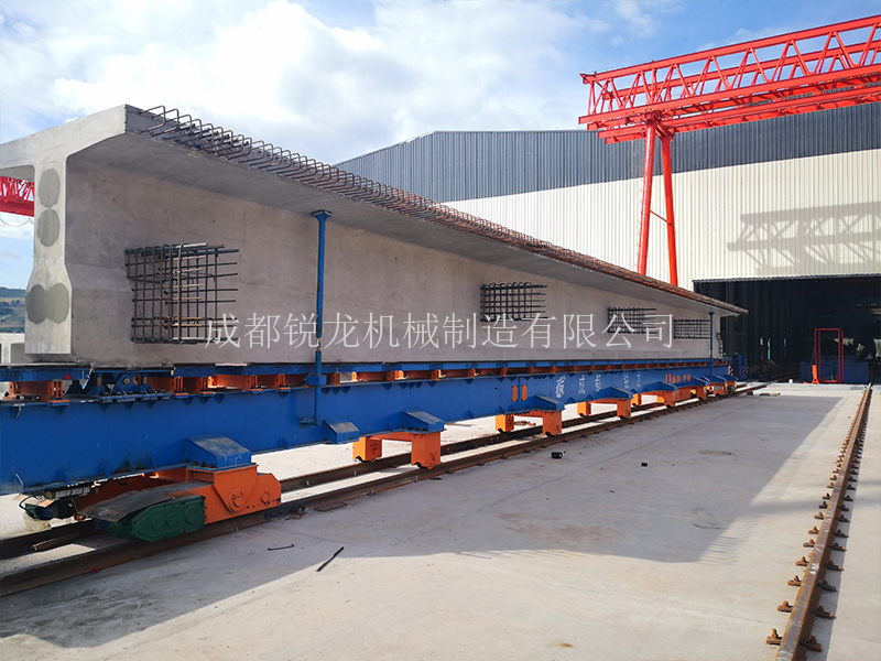 Transverse partition wall casting