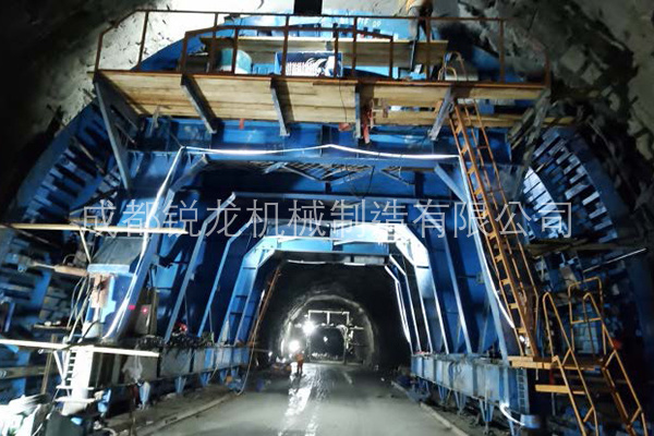 Tibet pailou highway 12.1 meters second lining trolley