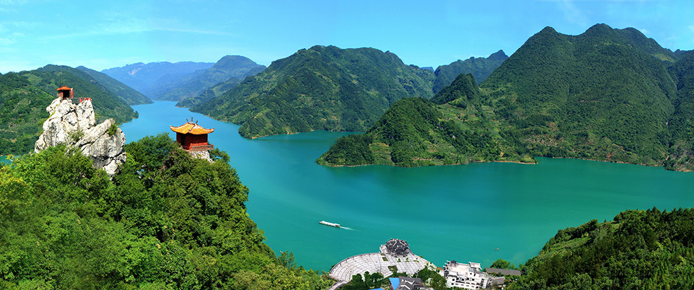 武落鐘離山全景