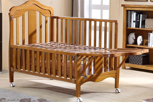 What kind of wood can be used to make a bed that is moisture-proof and durable