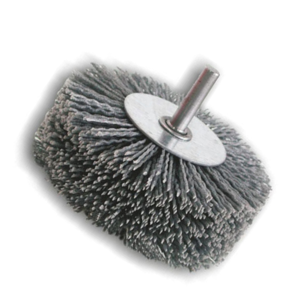 Wire parallel wheel brush