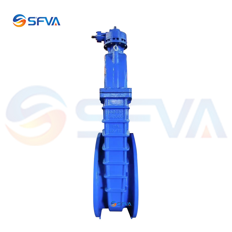 Bevel gear soft seal gate valve