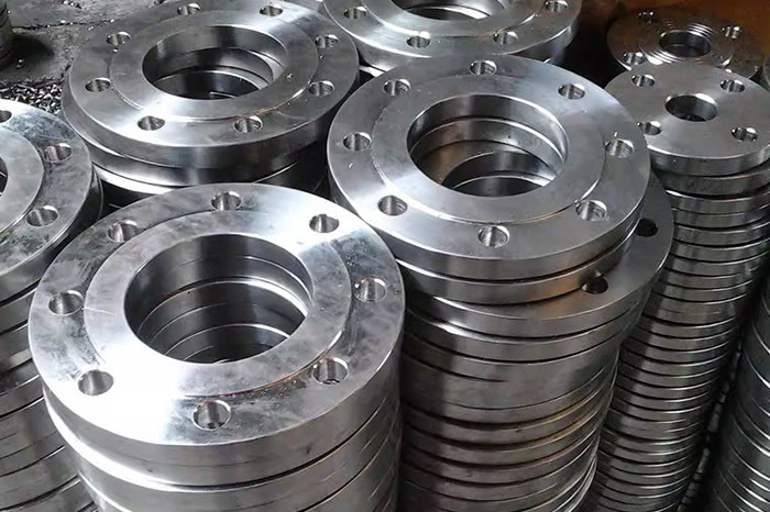 Sealing problems and characteristics of flat welded flange