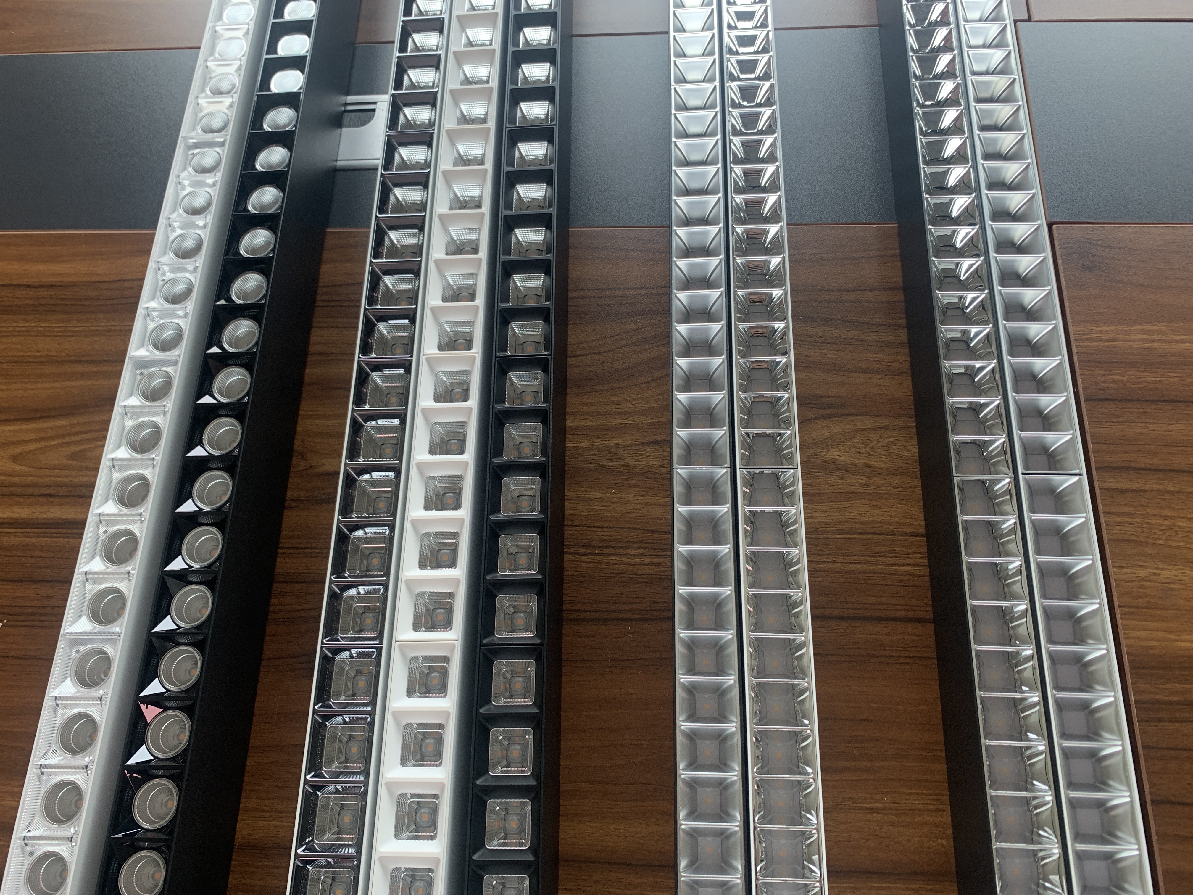New Design LED Grille Lights