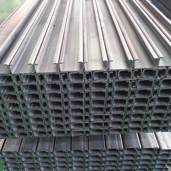 Acero galvanizado del canal