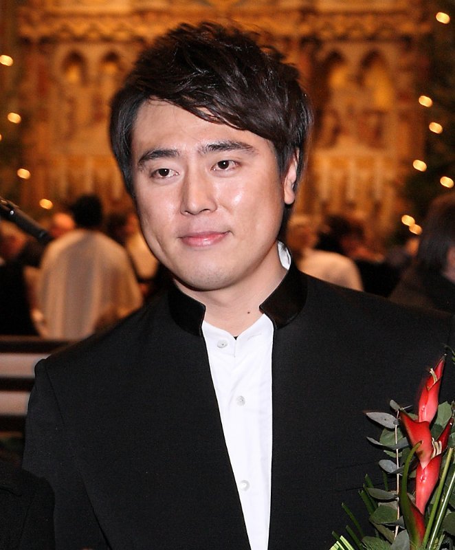 中央歌剧院男低音歌唱家——宋沣润